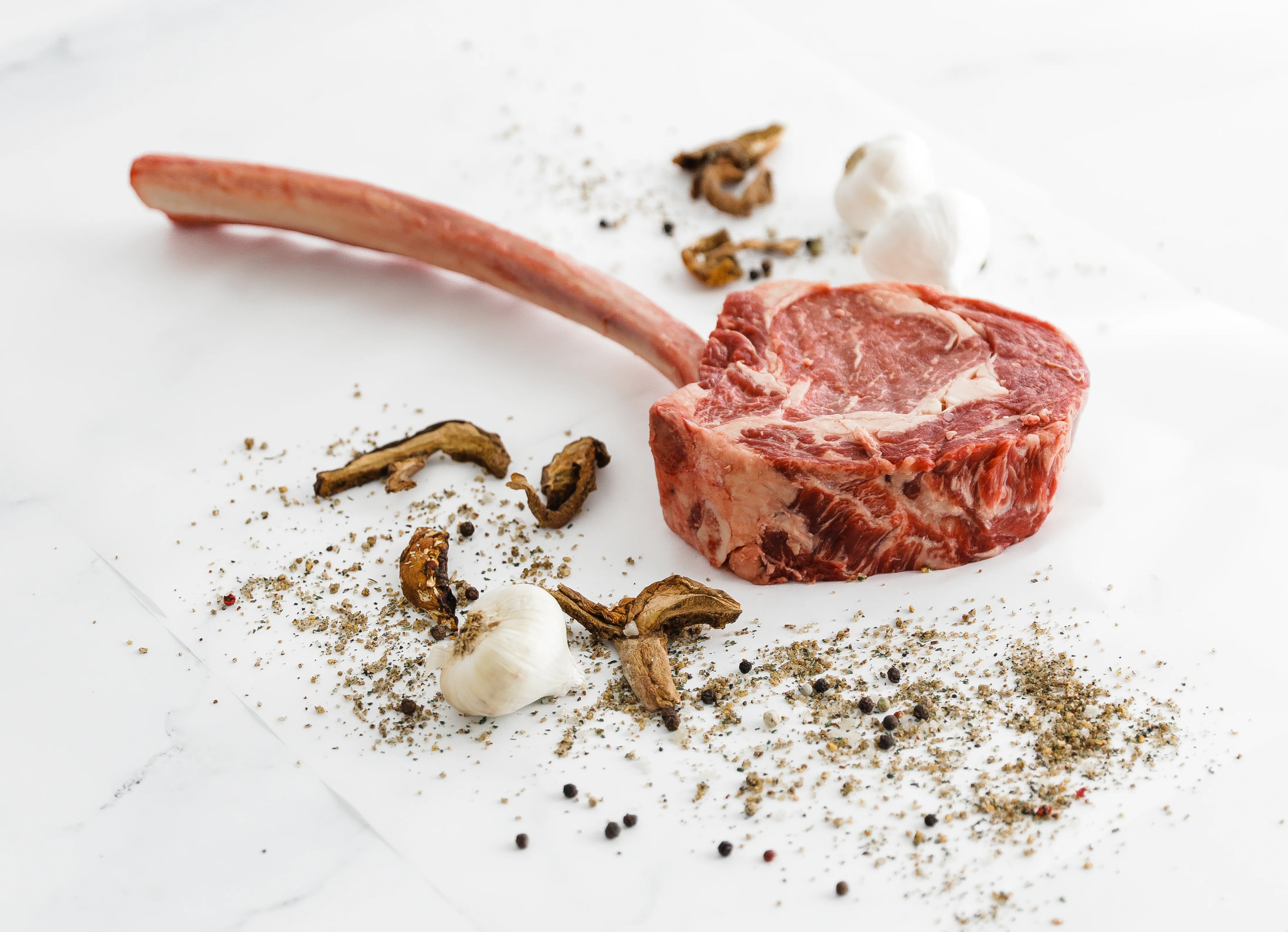 USDA Prime Tomahawk Ribeye (32oz)